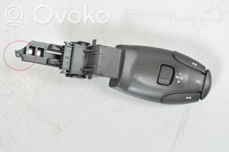 Peugeot 207 Tasten Schalter Multifunktionslenkrad 
