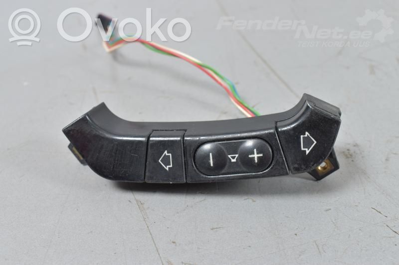 BMW 5 E39 Steering wheel buttons/switches 