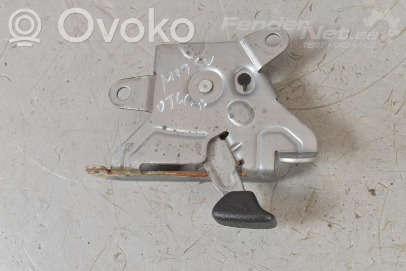 Mitsubishi Outlander Tailgate trunk handle 