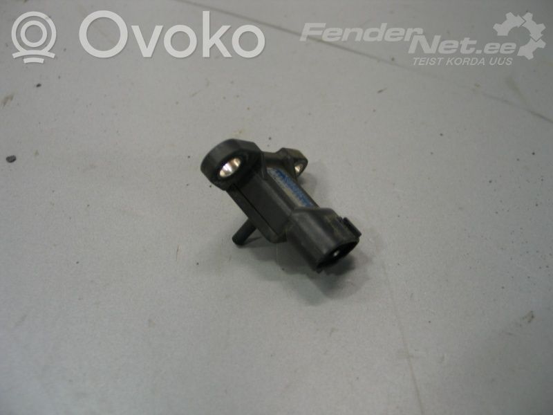 Lexus IS 200-300 Vacuum valve 