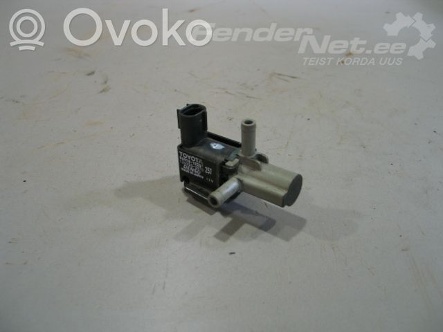 Toyota Corolla E120 E130 Vakuumventil Unterdruckventil Magnetventil 