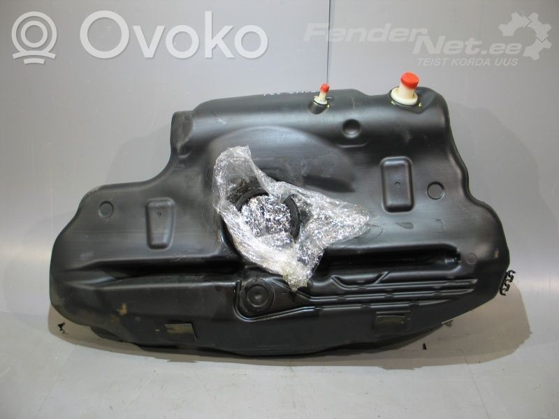 Toyota Corolla E120 E130 Polttoainesäiliö 