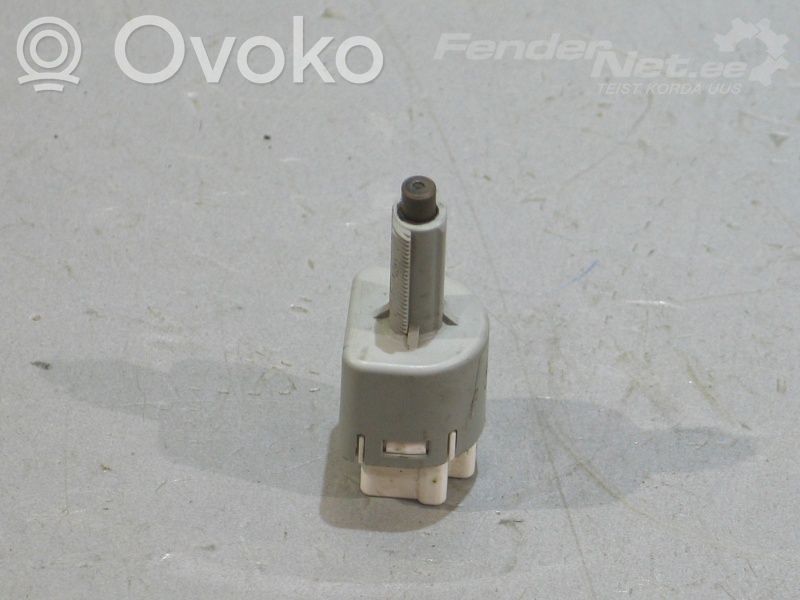Toyota RAV 4 (XA30) Interruptor sensor del pedal de freno 