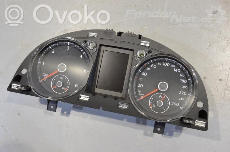 Volkswagen PASSAT B7 Tachimetro (quadro strumenti) 