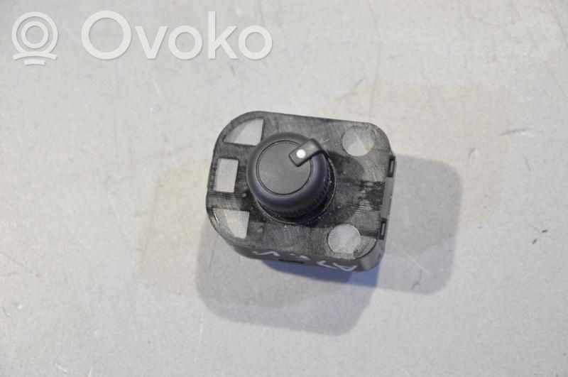 Audi A3 S3 8V Wing mirror switch 