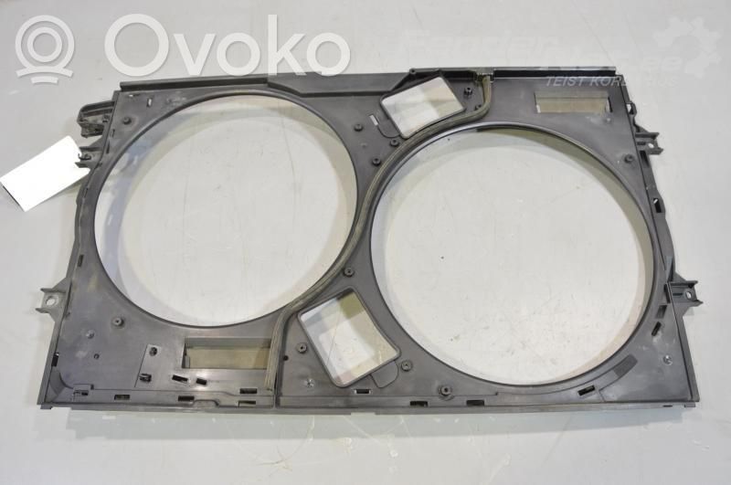 Volkswagen Phaeton Radiator cooling fan shroud 