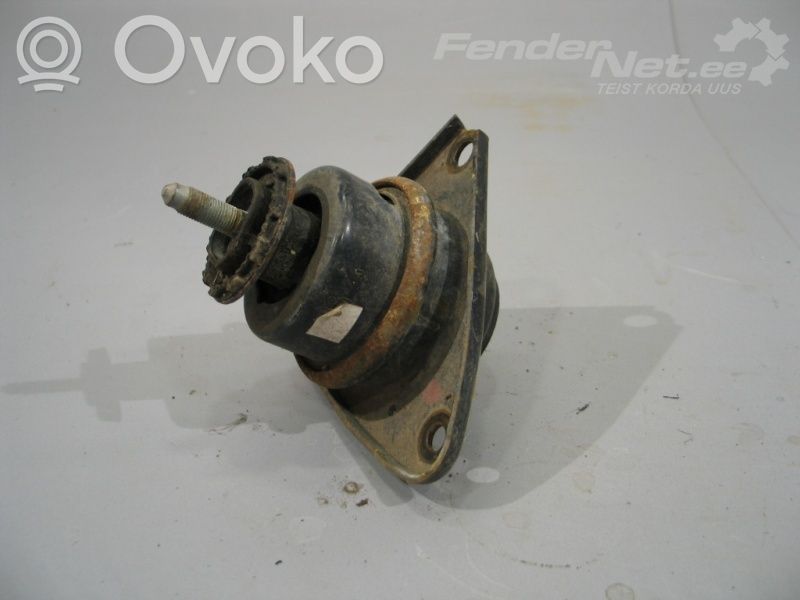 Halterung Lager Motor   218102L000