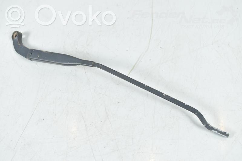 Audi 80 90 S2 B4 Front wiper blade arm 