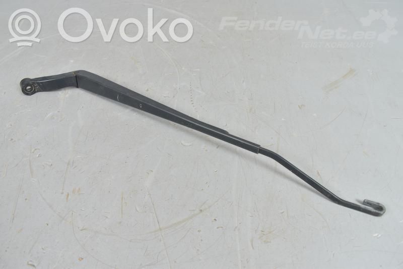 Toyota Corolla E120 E130 Front wiper blade arm 