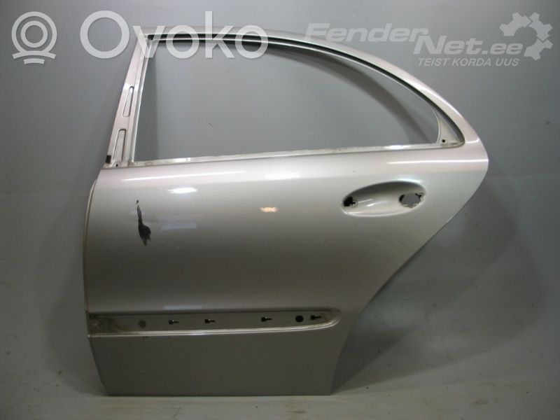Mercedes-Benz E W211 Puerta trasera 