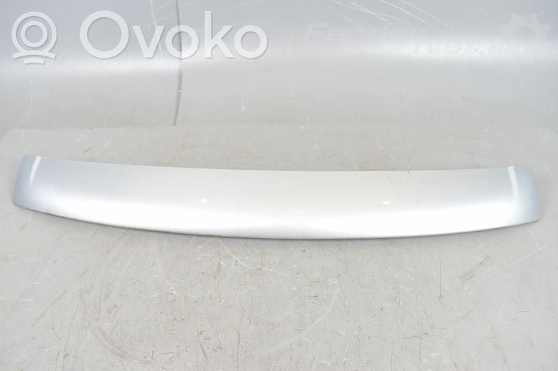 Volkswagen Touareg I Spoiler tylnej szyby klapy bagażnika 
