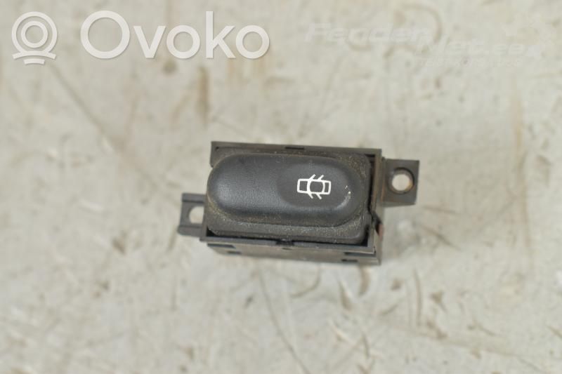 Renault Kangoo I Central locking switch button 