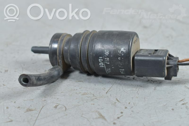 BMW X5 E53 Windscreen/windshield washer pump 