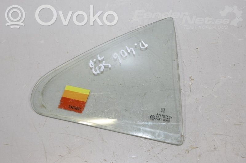 Peugeot 406 Ventanilla de ventilación de la puerta trasera 