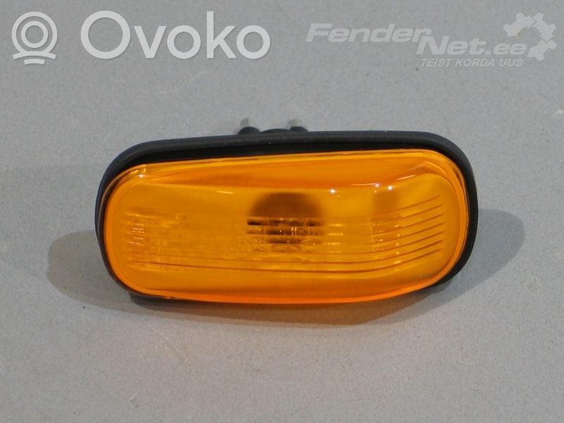 Saab 9-5 Front fender indicator light 
