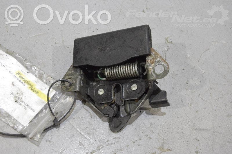 Mazda 323 Système poignée, câble ouverture de capot 