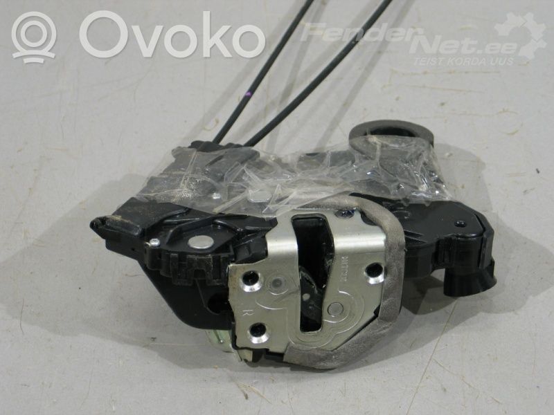 Toyota Yaris Etuoven lukko 
