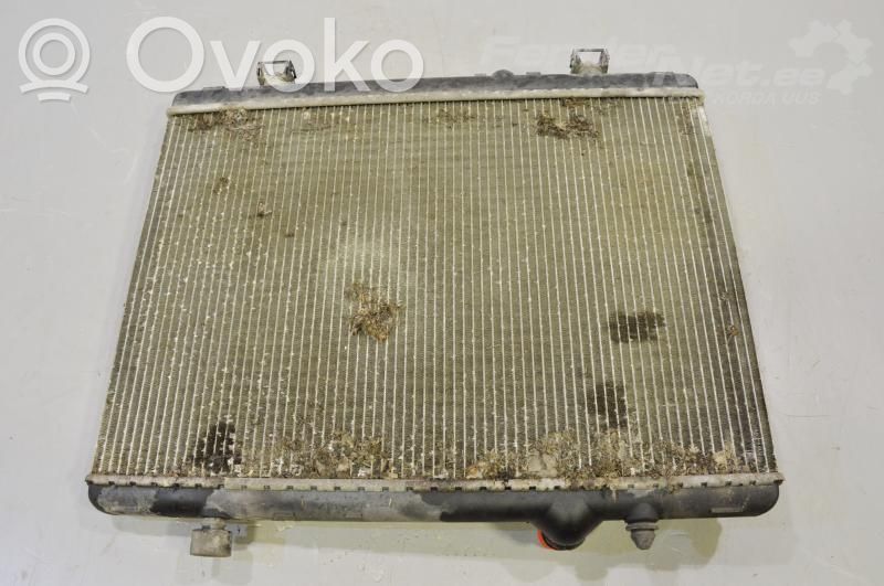 Peugeot 407 Radiateur de refroidissement 