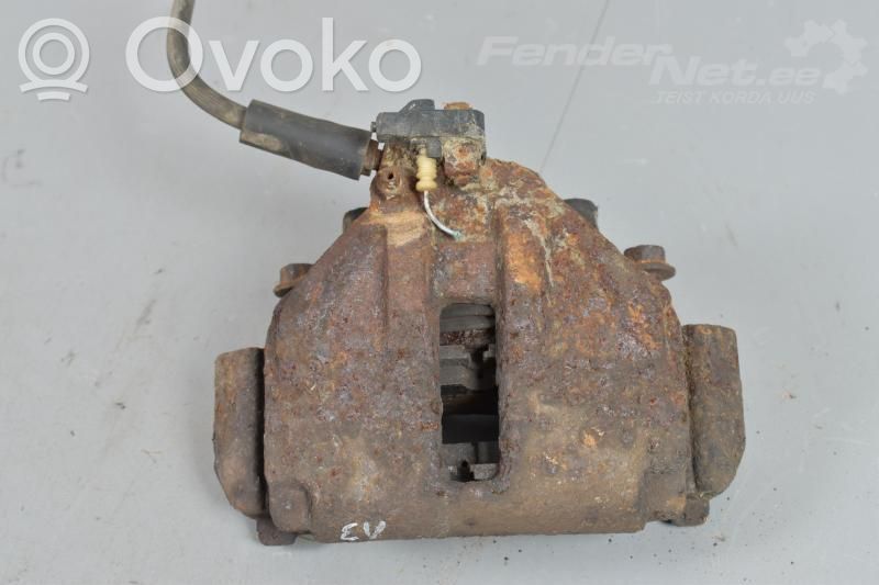 Mercedes-Benz Sprinter W901 W902 W903 W904 Zacisk hamulcowy przedni 