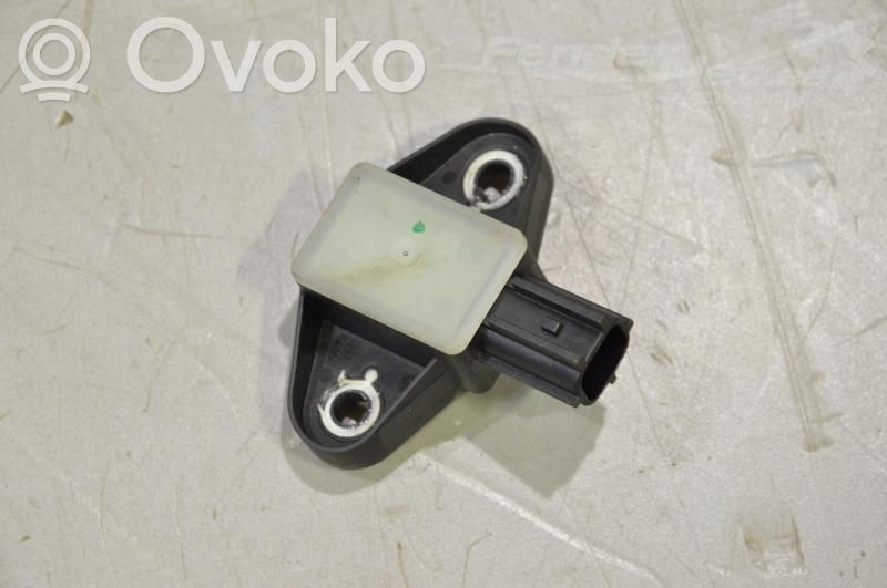 Skoda Superb B6 (3T) Senzor impact/declanșare airbag 