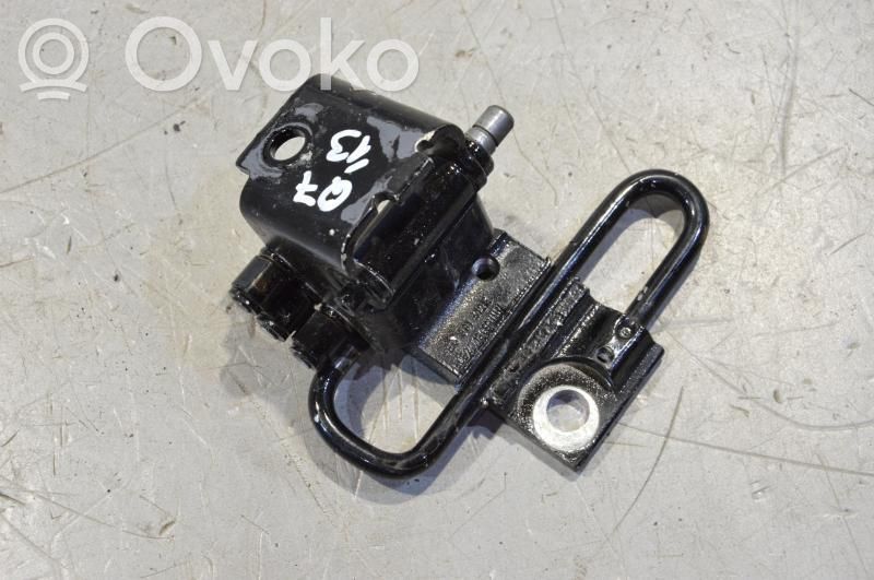 Front door hinge set   8E0831412E