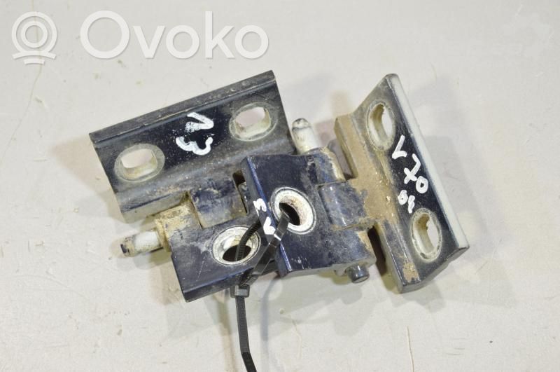 Volvo V70 Front door hinge set 