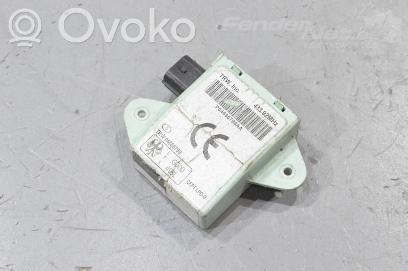 Central locking relay   04686798AA