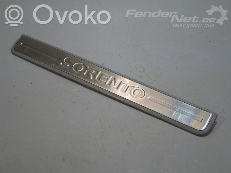 KIA Sorento Listwa progowa przednia 