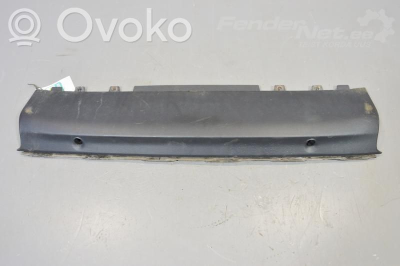 Apakšējā bampera daļa   31323871