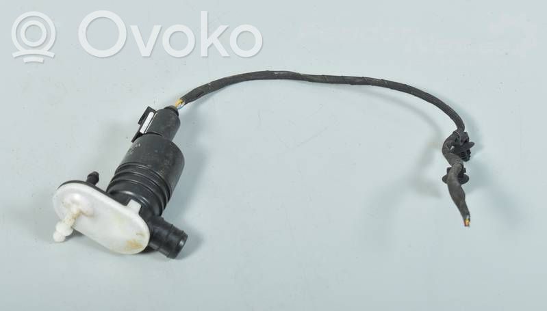 Ford Focus Windscreen/windshield washer pump 