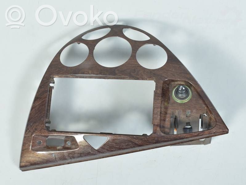 Ford Focus Moldura del panel 