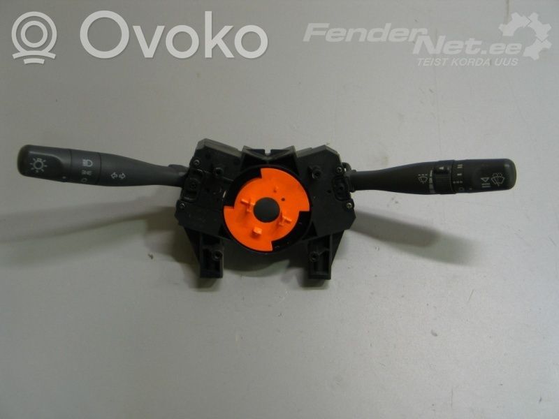 Land Rover Freelander Interruptor/palanca de limpiador de luz de giro 