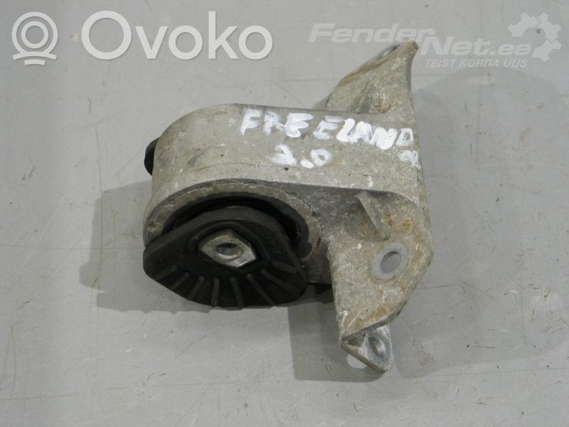 Dzinēja spilvens   KKB000090