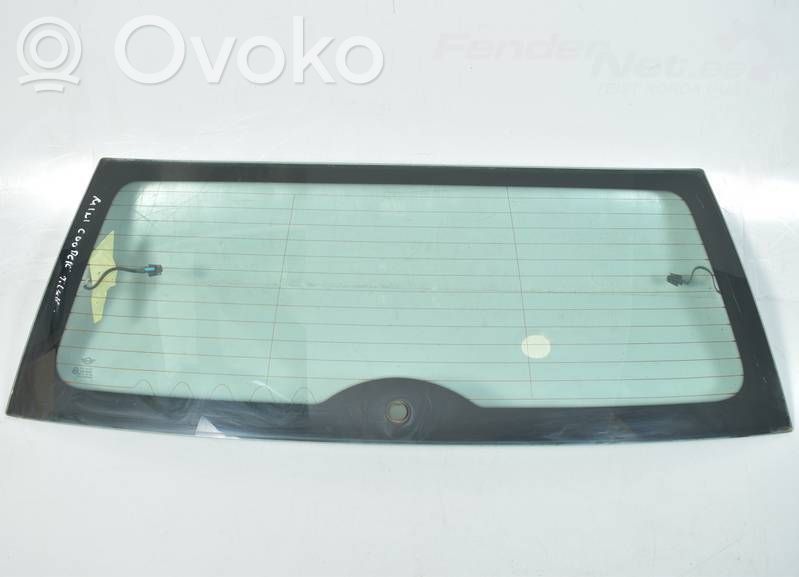 Rear windscreen/windshield window   51311497600