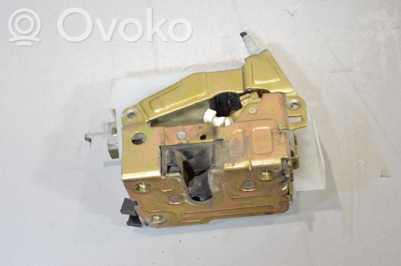 Renault Megane I Rear door lock 