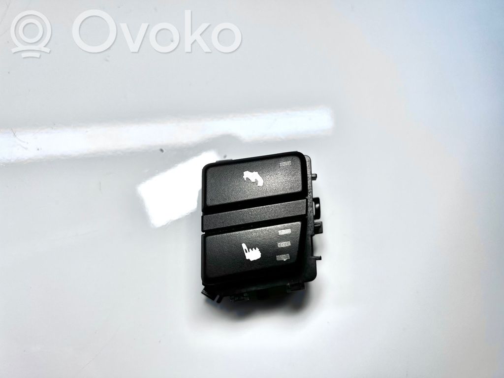 Seat heating switch   9159077,602299,915907702