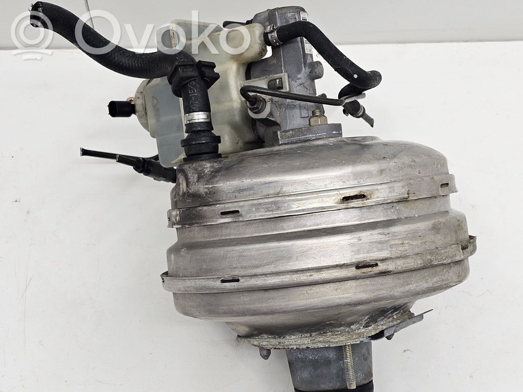 BMW 7 E65 E66 Brake booster 