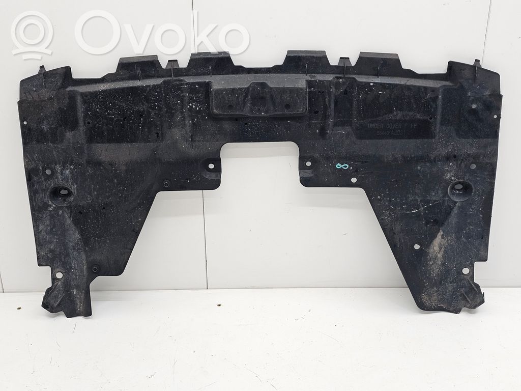 Subaru Legacy Engine splash shield/under tray 