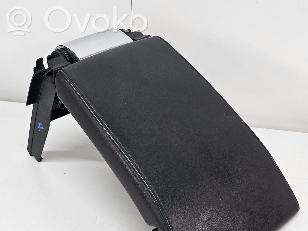 Volvo S80 Armrest 
