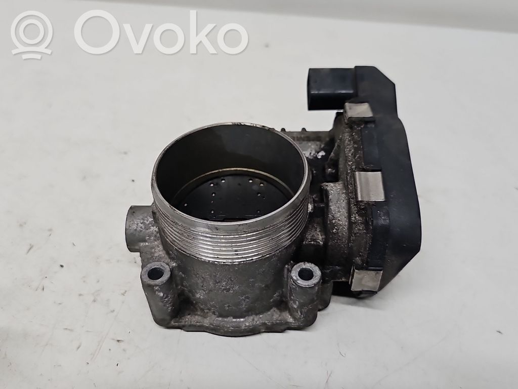 BMW 7 F01 F02 F03 F04 Droseļvārsts 