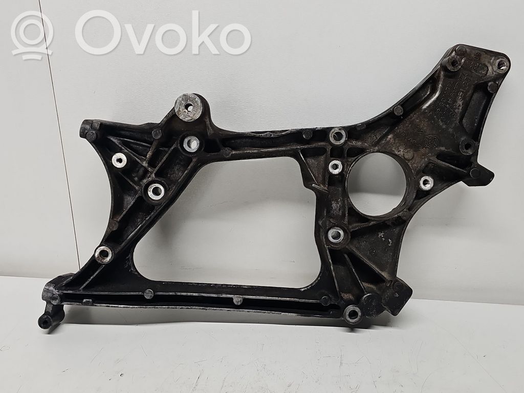 Mercedes-Benz E W212 Generator/alternator bracket 