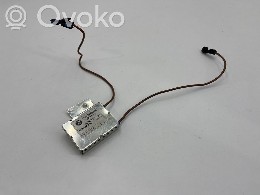 BMW Z4 E85 E86 Antenos stiprintuvas 