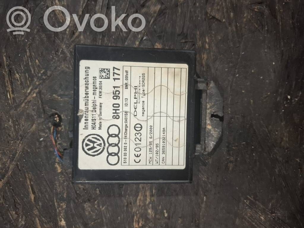 Unidad de control/módulo de alarma   8H0951177