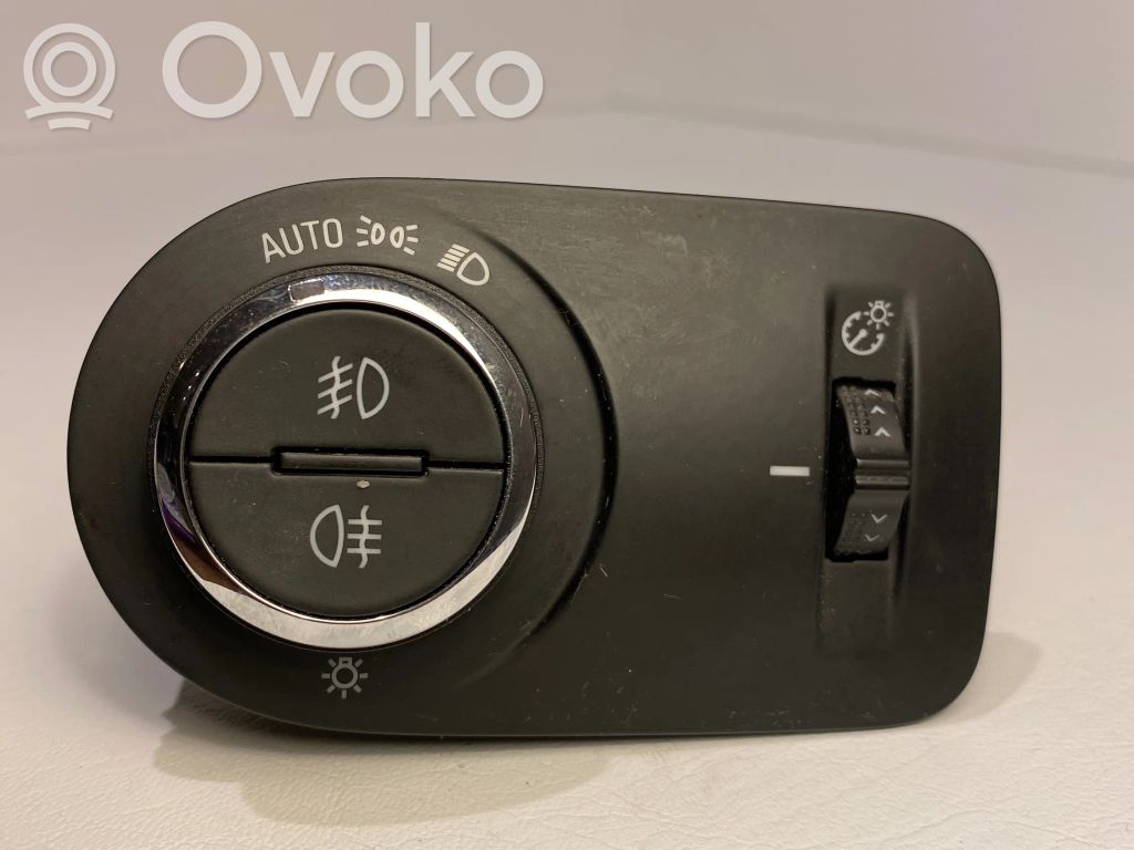 Opel Astra K Light switch 