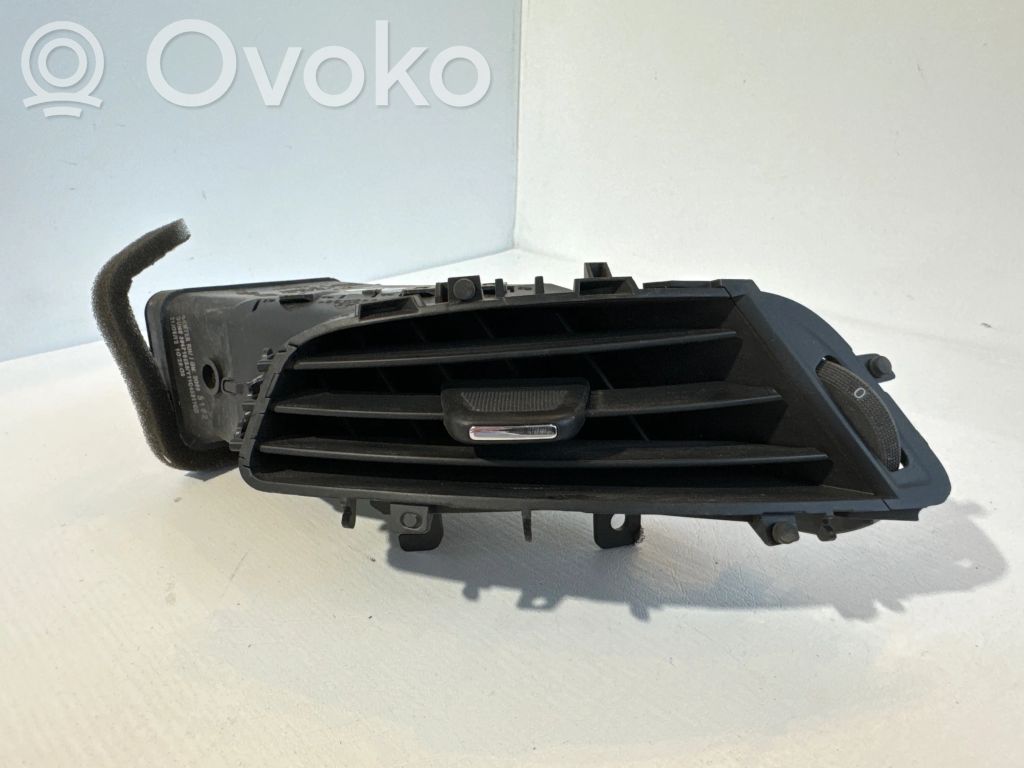 Opel Zafira C Grilă ventilație centrală 