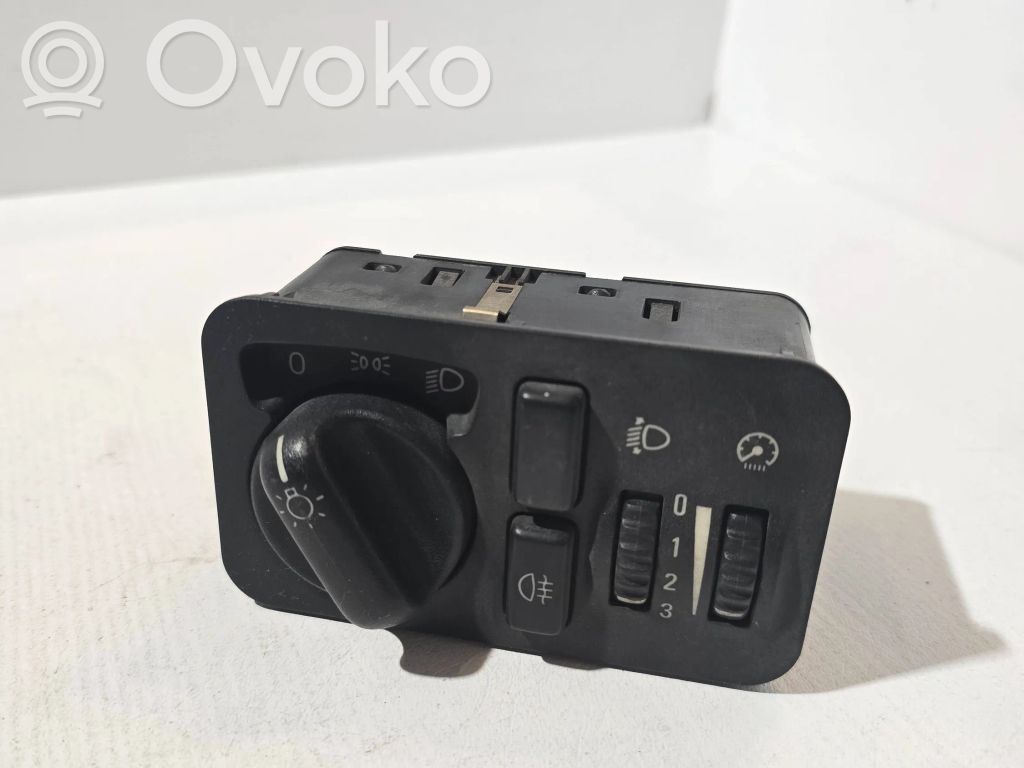 Opel Frontera B Light switch 