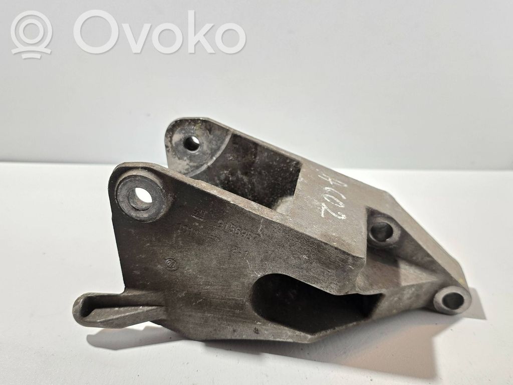 Opel Vectra C Engine mounting bracket 