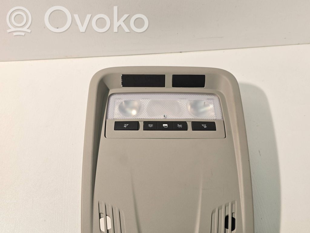 Opel Astra K Luz del asiento delantero 