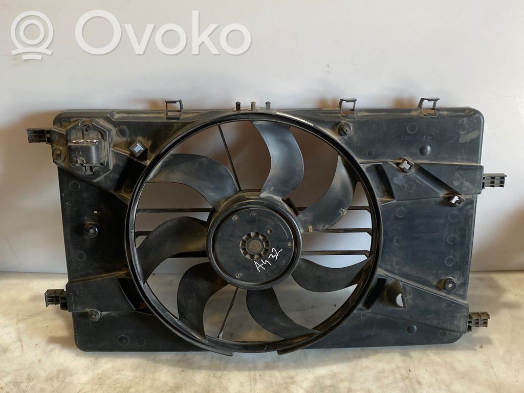 Opel Astra J Elektryczny wentylator chłodnicy 