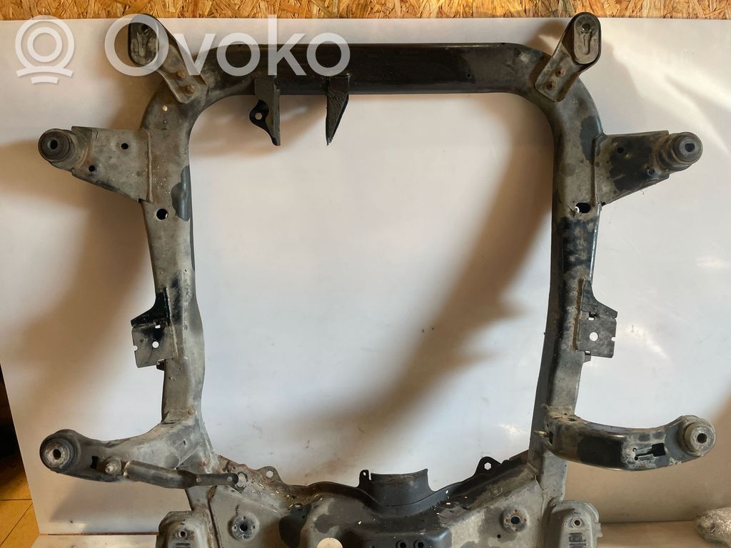 Opel Astra H Rama pomocnicza przednia 